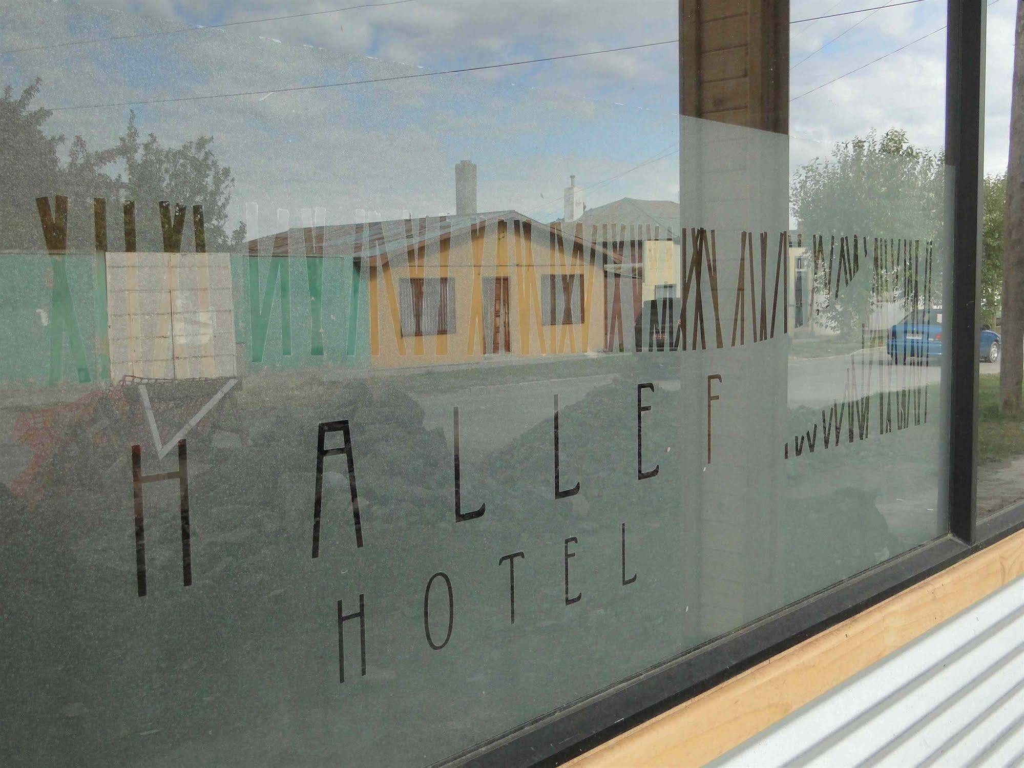 Hotel Hallef Puerto Natales Exterior foto